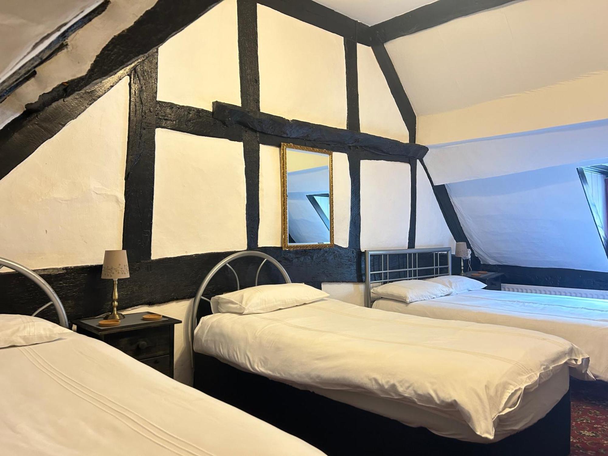 Bassa Villa Bridgnorth Buitenkant foto